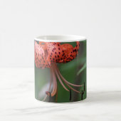 Kaffee-Tasse mit orange gepunkteter Lilie Kaffeetasse (Mittel)