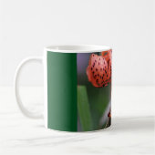 Kaffee-Tasse mit orange gepunkteter Lilie Kaffeetasse (Links)