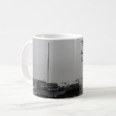 Kaffee-Tasse mit ruhiger Dockszene Kaffeetasse (Vorderseite Links)