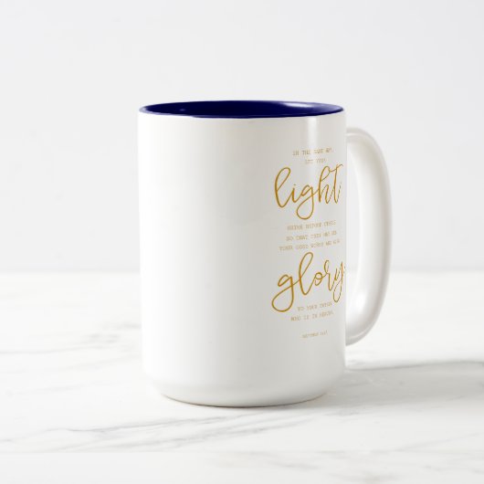 Kaffee-Tasse mit Scripture - Matthew-5:16 Zweifarbige Tasse (VorderseiteRechts)
