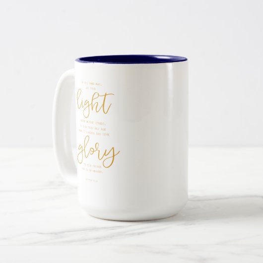 Kaffee-Tasse mit Scripture - Matthew-5:16 Zweifarbige Tasse (Vorderseite Links)