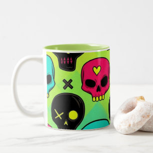 Kaffee-Tasse mit Totenkopf-Muster Zweifarbige Tasse