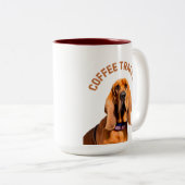 Kaffee-Tracker Hund Zweifarbige Tasse (VorderseiteRechts)