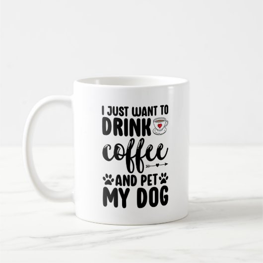 Kaffee trinken und meinen Hund zur lustigen Mama e Kaffeetasse (Links)