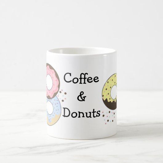 Kaffee und Donuts Kaffeetasse (Mittel)