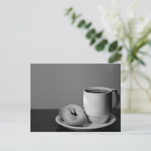Kaffee und Donuts Postkarte (Stehend Vorderseite)