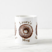 Kaffee und Doughnut personalisiert Kaffeetasse (Mittel)