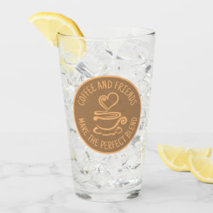 Kaffee und Freunde, machen Sie den perfekten Mix Glas