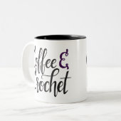 Kaffee und Häkelarbeit Zweifarbige Tasse (Vorderseite Links)