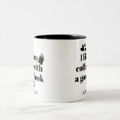 Kaffee und Lover Personalisiert buchen Zweifarbige Tasse (Mittel)