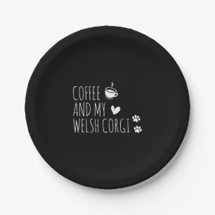 Kaffee und mein walisischer Corgi Pappteller