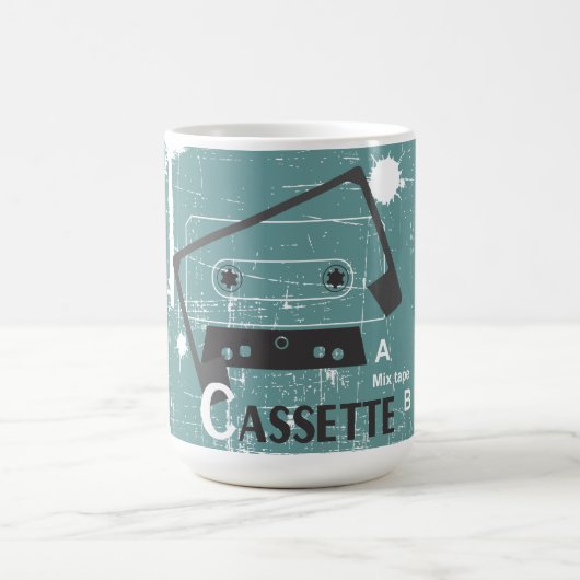 Kaffee und Musik Kaffeetasse (Mittel)
