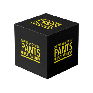 Kaffee und Schweißhose perfekt Samstag Würfel