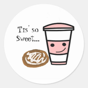 Kaffee und Zimtschnecke Runder Aufkleber