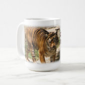 Kaffee wecke den Tiger hoch! Kaffeetasse (Vorderseite Links)
