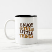 Kaffeebecher oder Teetasse (Tasse) (Links)