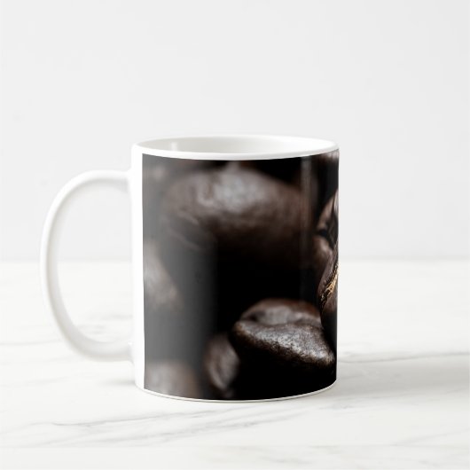 Kaffeebohnen gerösteten Kaffee Kaffeetasse (Links)
