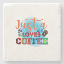 Kaffeekunst nur ein Mädchen, das Kaffee Liebe