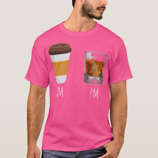Kaffeepause am Morgen im Abend - Latte am W T-Shirt