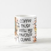 Kaffeepause mit meinen Lieblings-Klauen Kaffeetasse (Mittel)