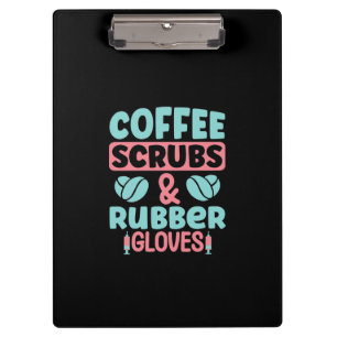 Kaffeeschirbe und Gummihandschuhe Klemmbrett