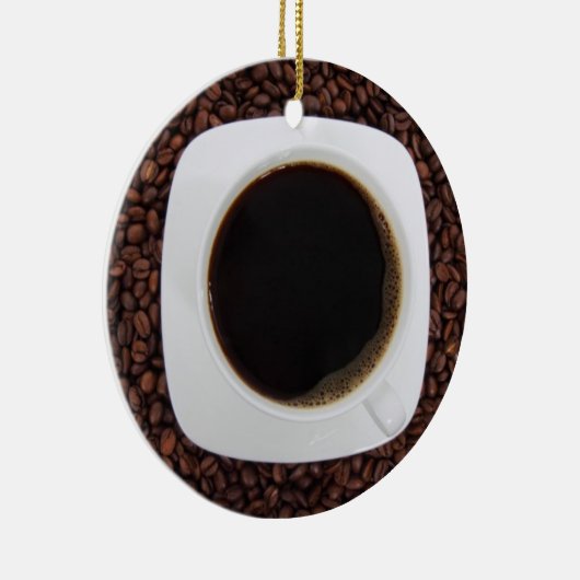 Kaffeetasse auf einem Bett der Keramikornament (Rechts)