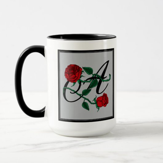 Kaffeetasse mit Anfangsbuchstabe A und roten Rosen (Links)