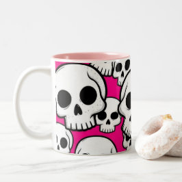 Kaffeetasse mit Totenkopfmuster in Rosa
