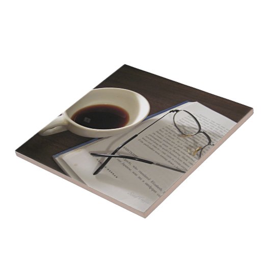 Kaffeetasse und Buch Fliese (Seite)