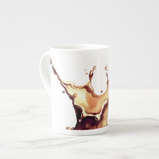 Kaffeeverguss Porzellantasse (Vorderseite Links)