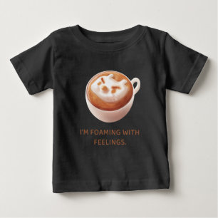Kaffeewortspiel: Iron T schäumt über vor Gefühlen Baby T-shirt
