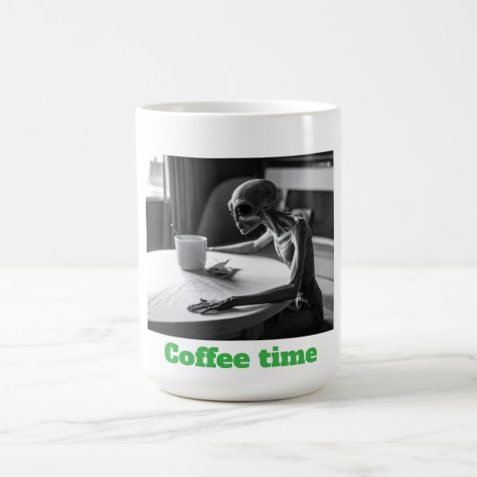 Kaffeezeit Außerirdischer Kaffeetasse (Mittel)