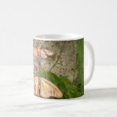 Kaffezeit mit WoodlandRealm Kaffeetasse (VorderseiteRechts)