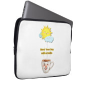 Kaffezeit – Süße lächelnde Tasse Laptopschutzhülle (Vorne Rechts)
