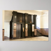 Käfigaufzug Poster (Vorne)