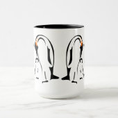 Kaiser Pinguin Vater und Sohn Vermisste Mama Tasse (Zentrum)