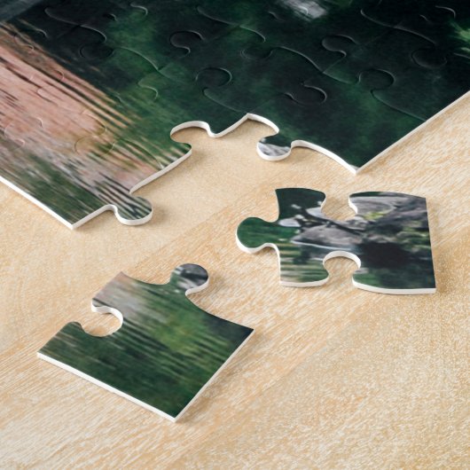 Kaiserburg in den grünen Wäldern Puzzle (Seite)