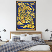 Kaiserlicher Tiger – Gold & Blau Leinwanddruck (Insitu (Schlafzimmer))