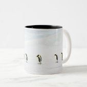 KaiserPenguins auf Eis - Tasse (VorderseiteRechts)
