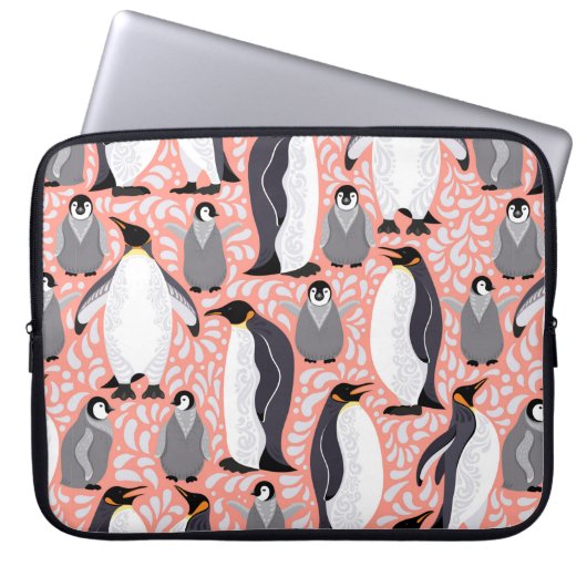 Kaiserpinguine und ihre Naben auf einem rosa Muste Laptopschutzhülle (Vorderseite)