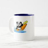 Kajak Panda Zweifarbige Tasse (Vorderseite Links)