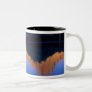 Kajakfahren auf dem Colorado River in Spanish Zweifarbige Tasse