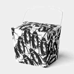 Kakerlake befallen geschenkschachtel