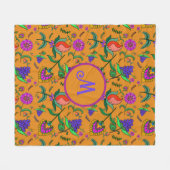 Kalamkari farbenfrohe Blume Gelb Hintergrund Grün Fleecedecke (Vorderseite (Horizontal))