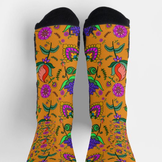 Kalamkari farbenfrohe Blume Gelb Hintergrund Grün Socken (Oben)