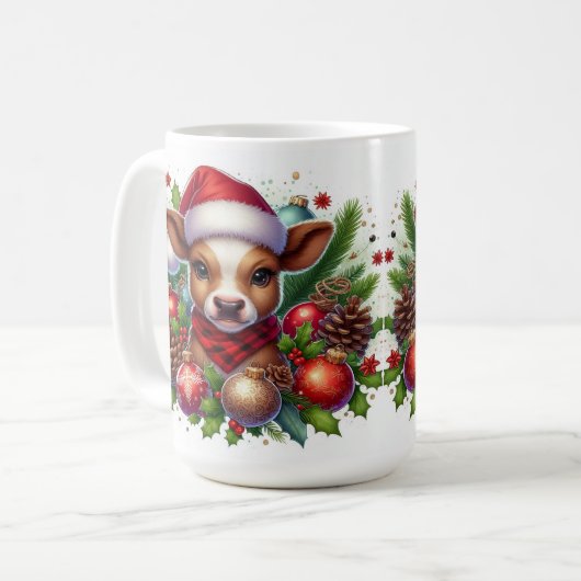 Kalb in Weihnachtsmannmütze mit Weihnachtsdekorati Kaffeetasse (Vorderseite Links)