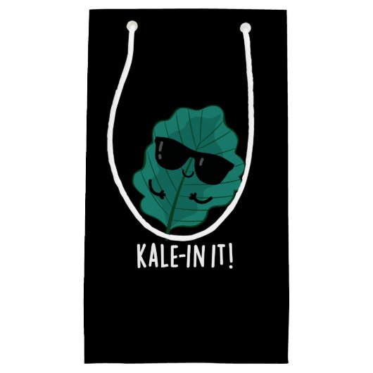 Kale in It Funny Veggie Kale Pun Dark BG Kleine Geschenktüte (Vorderseite)
