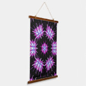 Kaleido Starburst – Purple Pattern Tapestry Wandteppich Mit Holzrahmen (Gewinkelt)