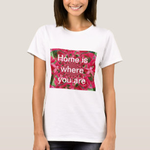 Kaleidoskop aus Karmesinrot: Blut-Seidenpflanzen-B T-Shirt