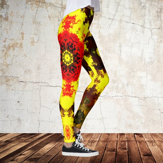 Kaleidoskop-Blume Gelb und Rot Leggings